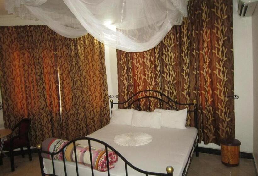 بانگلوی لوکس, Jakicha Motel