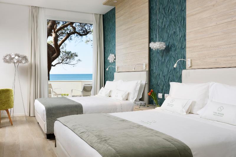 سوییت جونیور با چشم‌انداز دریا, The Sense Experience Resort