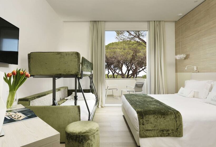 اتاق سوپریور, The Sense Experience Resort