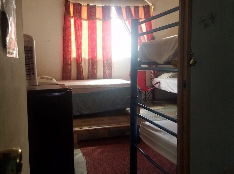 اتاق خانوادگی, Hostel Enjoy Vallarta 19