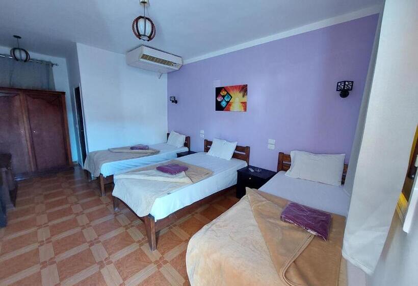 اتاق استاندارد سه نفره, Carmine Hotel Dahab