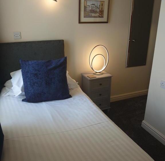 اتاق استاندارد یک نفره, Geordie Pride Lodge