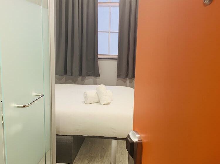 اتاق استاندارد, Easyhotel Ipswich