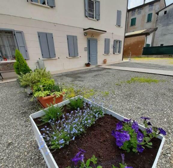 اتاق لوکس, Reggiolacittàinvisibile B&b