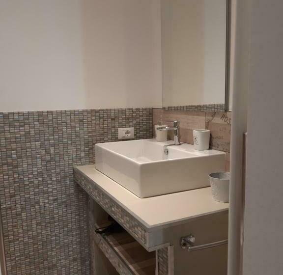 اتاق لوکس, Reggiolacittàinvisibile B&b