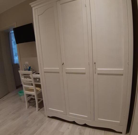 اتاق لوکس, Reggiolacittàinvisibile B&b