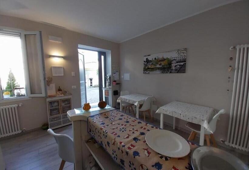 اتاق لوکس, Reggiolacittàinvisibile B&b