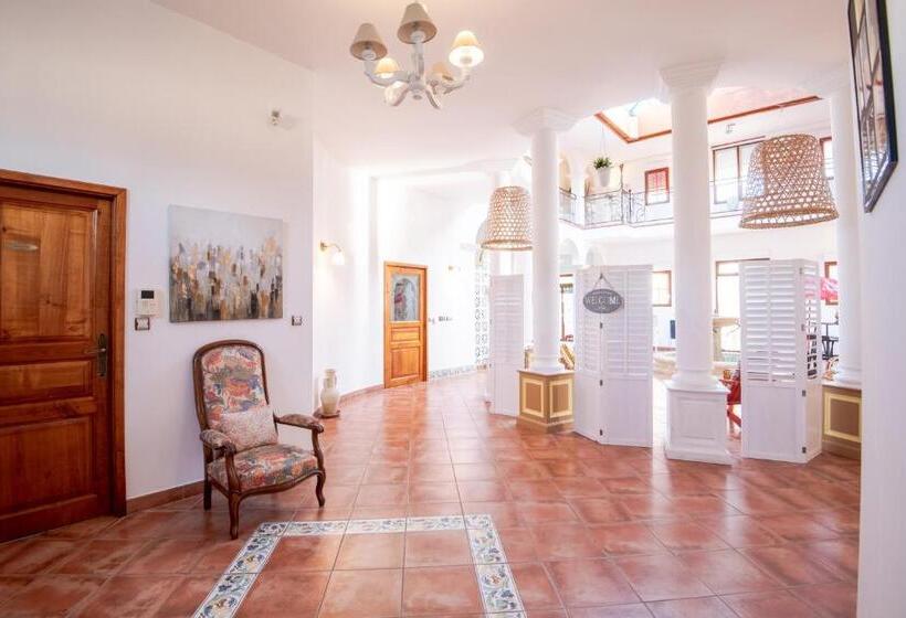سوییت خانوادگی, La Villa Bolero