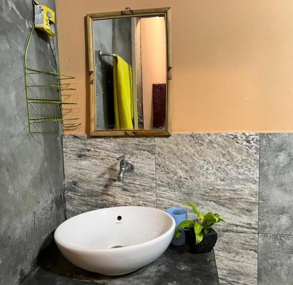 اتاق لوکس, Aiden Homestay