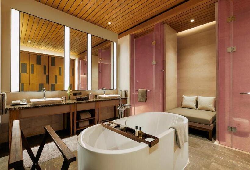 اتاق استاندارد با چشم‌انداز دریا, Capella Tufu Bay, Hainan