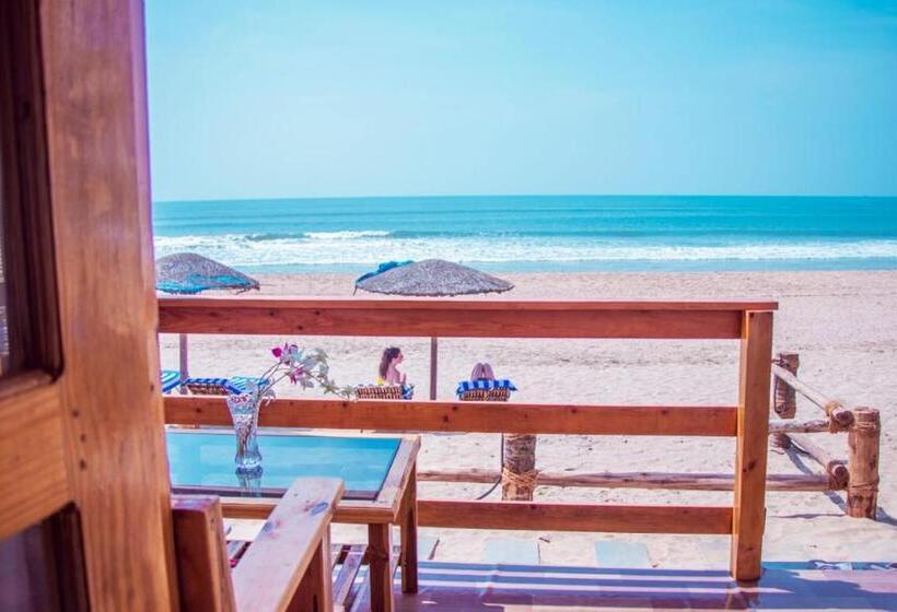 اتاق لوکس با بالکن و چشم‌انداز دریا, Agonda Serenity Resort