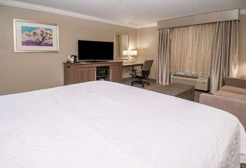 اتاق استاندارد با تخت بزرگ, Best Western Plus Guymon Hotel And Suites