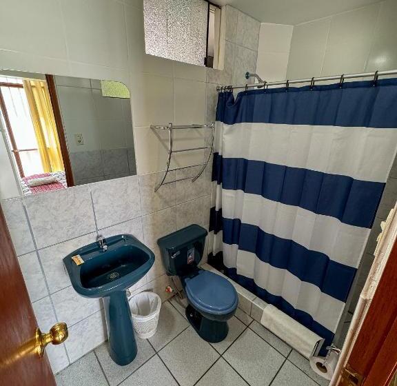 اتاق لوکس با بالکن, Benkawasi Experience Huaraz