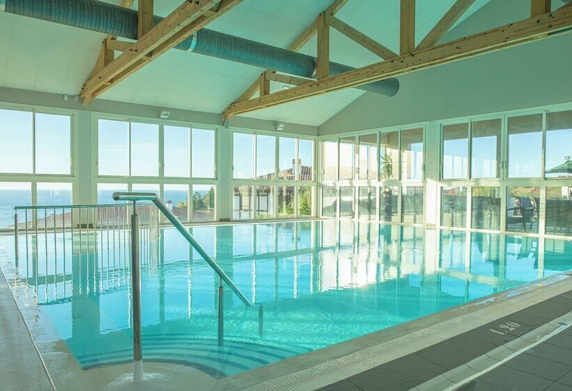 اتاق استاندارد سه نفره, Village Vacances Azureva Hendaye
