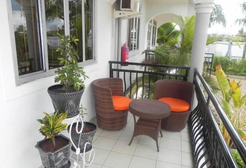 سوییت خانوادگی, Mamikki Hotel Apartments