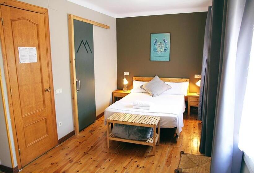 اتاق استاندارد سه نفره, Hostal Fonda Prat