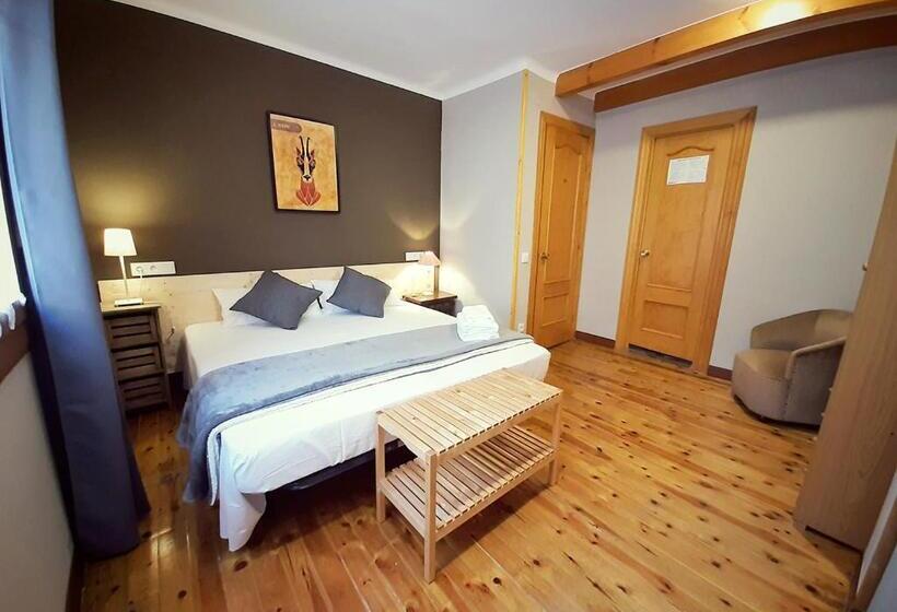 اتاق استاندارد, Hostal Fonda Prat