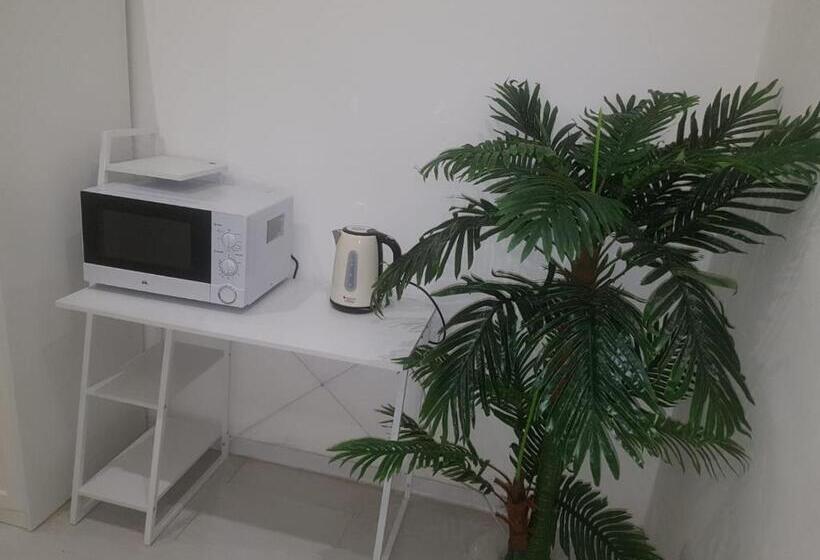 اتاق استاندارد یک نفره, Bed Rho Stazione
