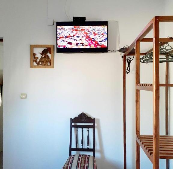 اتاق استاندارد, Landa's Guest House