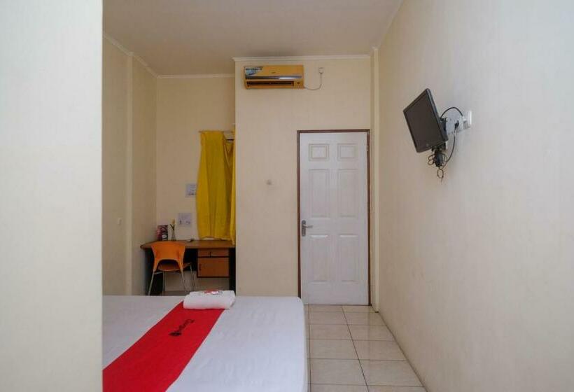 اتاق استاندارد, Reddoorz Near Jalan Wolter Monginsidi Manado