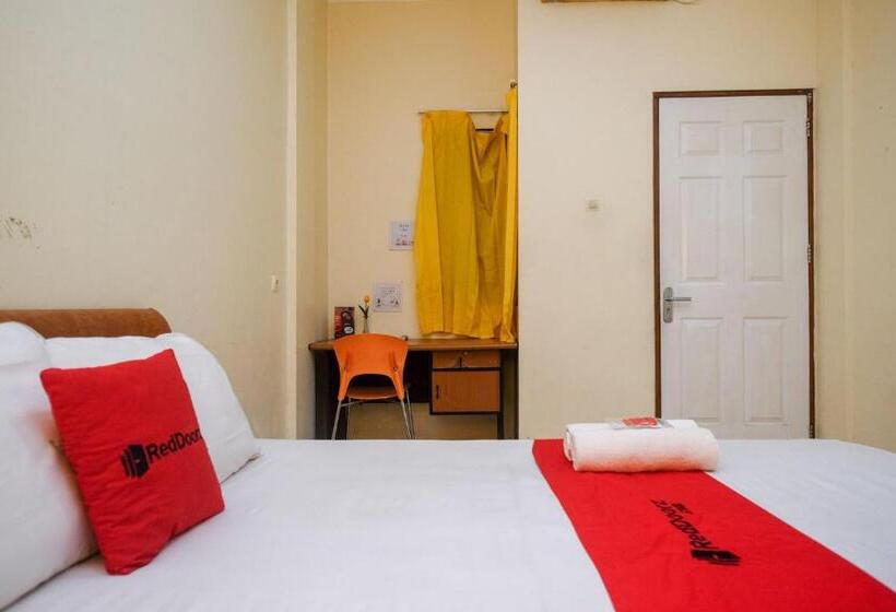 اتاق استاندارد, Reddoorz Near Jalan Wolter Monginsidi Manado