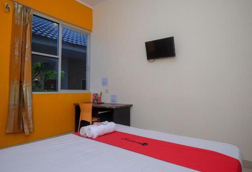 اتاق لوکس, Reddoorz Near Jalan Wolter Monginsidi Manado