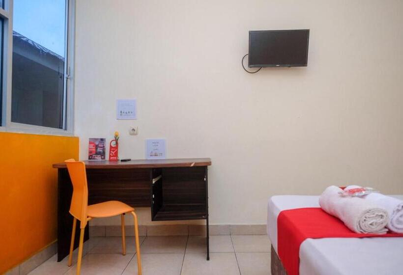 اتاق لوکس, Reddoorz Near Jalan Wolter Monginsidi Manado