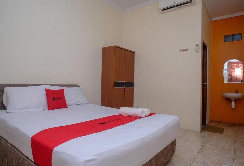 اتاق لوکس, Reddoorz Near Jalan Wolter Monginsidi Manado