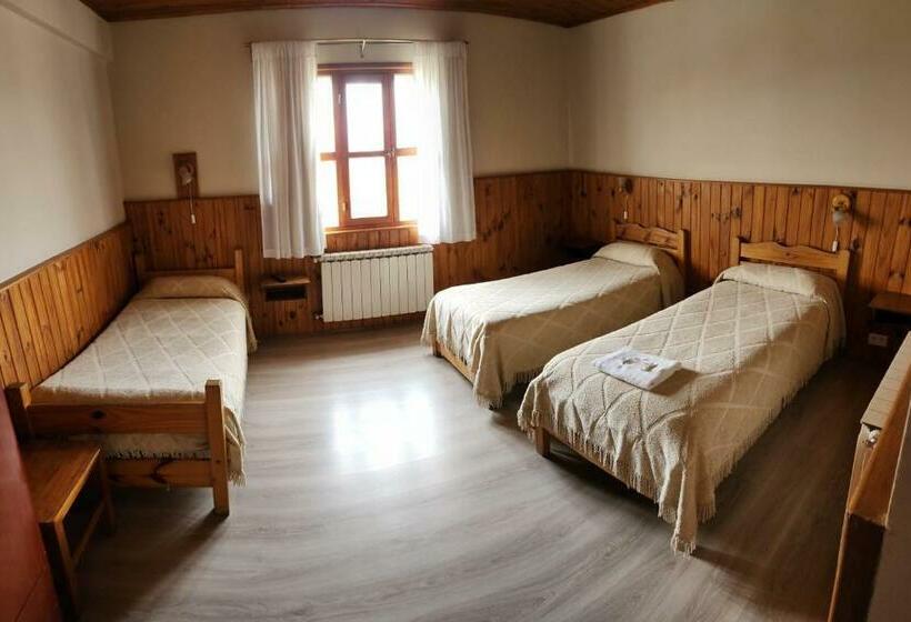标准三人间, Hostal Rio Ona