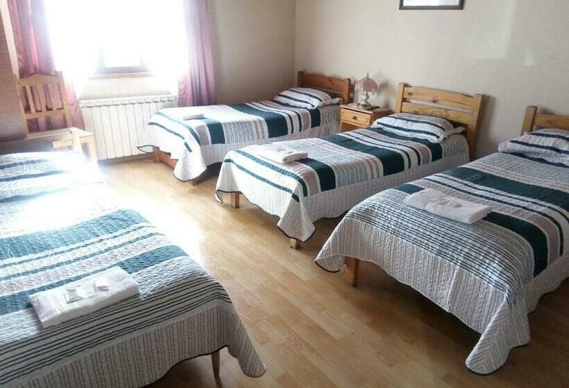 四人标准间, Hostal Rio Ona