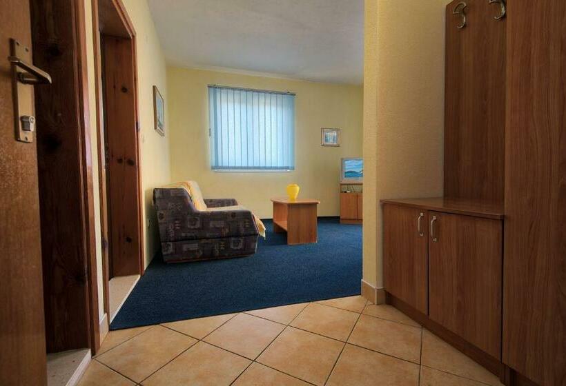 آپارتمان 1 خوابه, Apartmani Jogunica