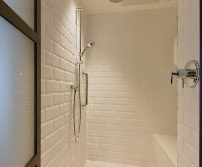استودیوی استاندارد با تخت دوبل, Canopy by Hilton San Francisco SoMa