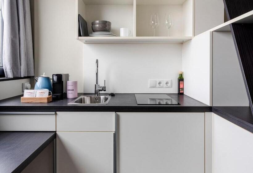 استودیوی استاندارد, Numa I Viktoria Apartments