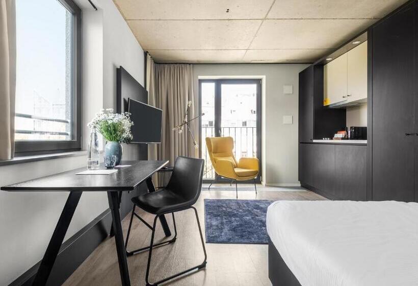 سوییت جونیور, Numa I Stark Rooms & Apartments