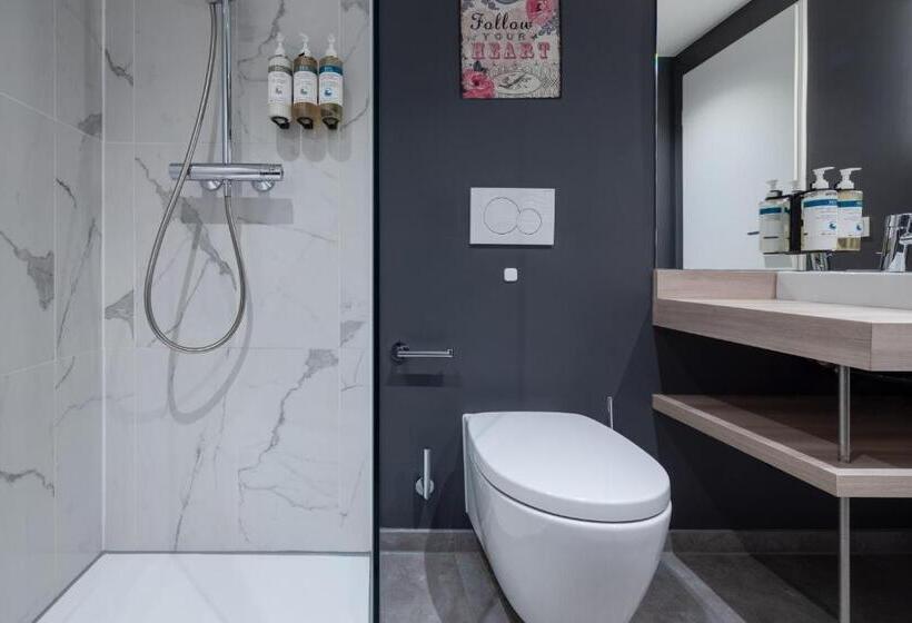 سوئیت با بالکن, Numa I Stark Rooms & Apartments