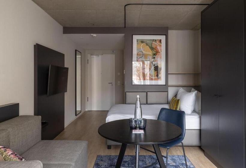 سوییت جونیور با بالکن, Numa I Stark Rooms & Apartments