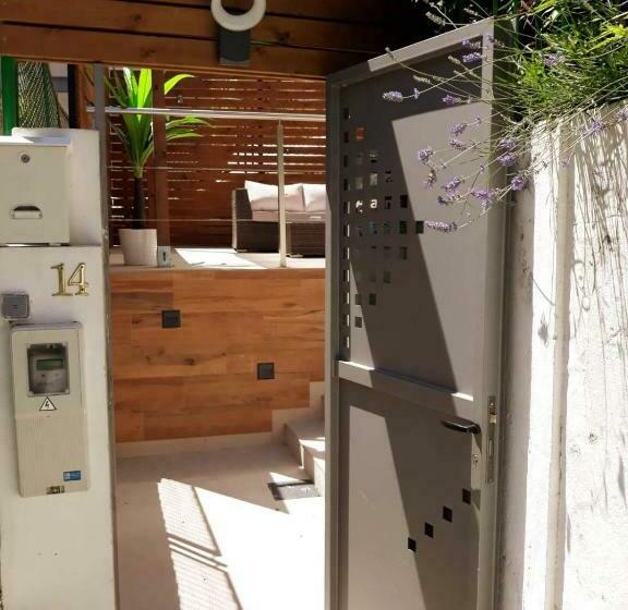インサイドデラックスルーム, Los Patios De Santander