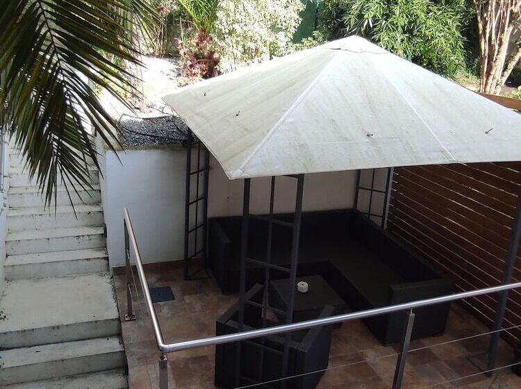 インサイドデラックスルーム, Los Patios De Santander