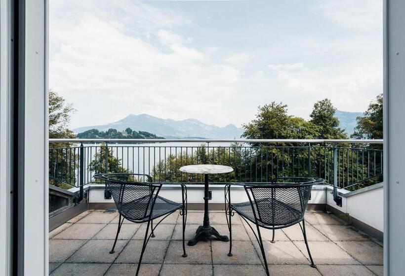 اتاق استاندارد با چشم‌انداز دریاچه, Lake Villa Lotus