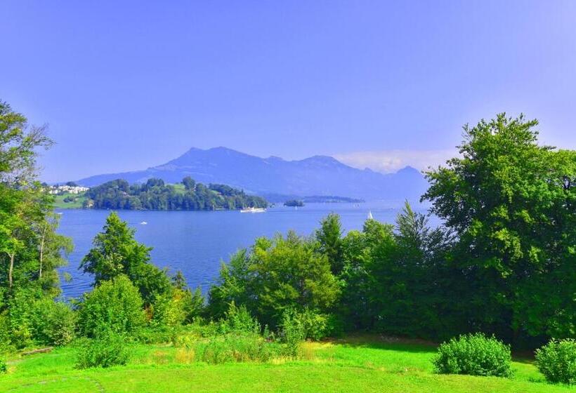 ویلای 1 خوابه, Lake Villa Lotus