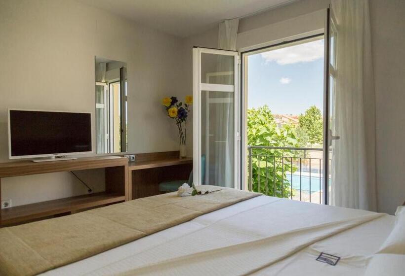 اتاق لوکس, Hostal Pradaria Asador & Alojamiento