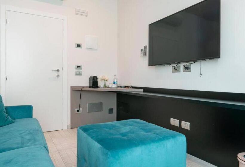 سوییت جونیور, Alla Riva