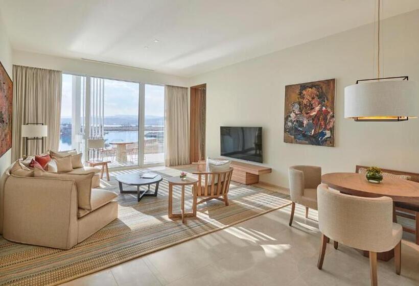 سوئیت با چشم‌انداز, Hyatt Regency Aqaba Ayla Resort