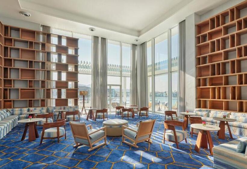 سوئیت با چشم‌انداز, Hyatt Regency Aqaba Ayla Resort