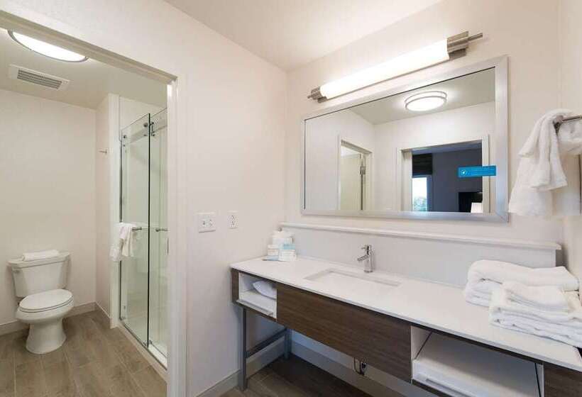 اتاق استاندارد, Hampton Inn Champaign Southwest