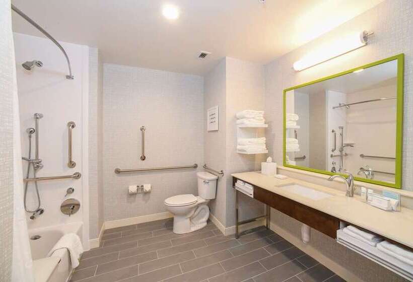 اتاق استاندارد برای معلولان, Hampton Inn Champaign Southwest