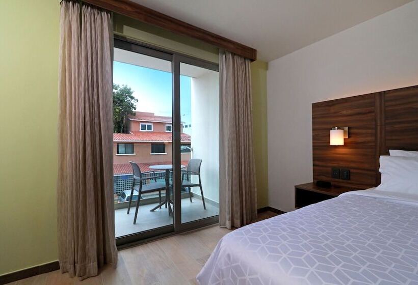 اتاق استاندارد با تخت دوبل برای معلولان, Holiday Inn Express & Suites   Playa Del Carmen, An Ihg