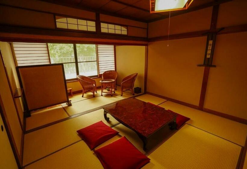 اتاق استاندارد چهارنفره با بالکن, Onsen Yado Mizuguchi