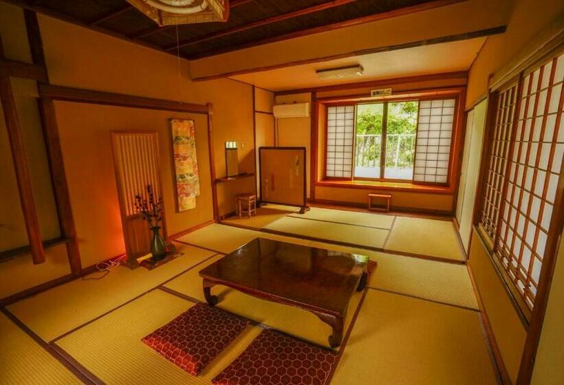 اتاق استاندارد چهارنفره با بالکن, Onsen Yado Mizuguchi