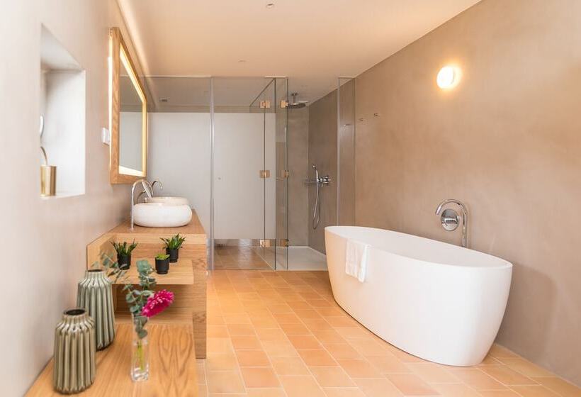 سوییت, Safragell Ibiza Suites & Spa